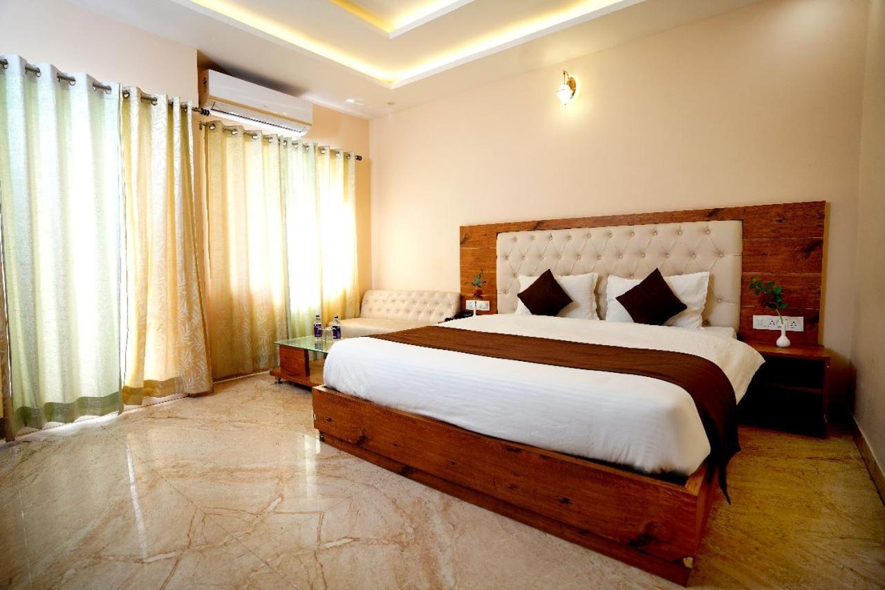 Hotel Haven Rishīkesh Exterior foto